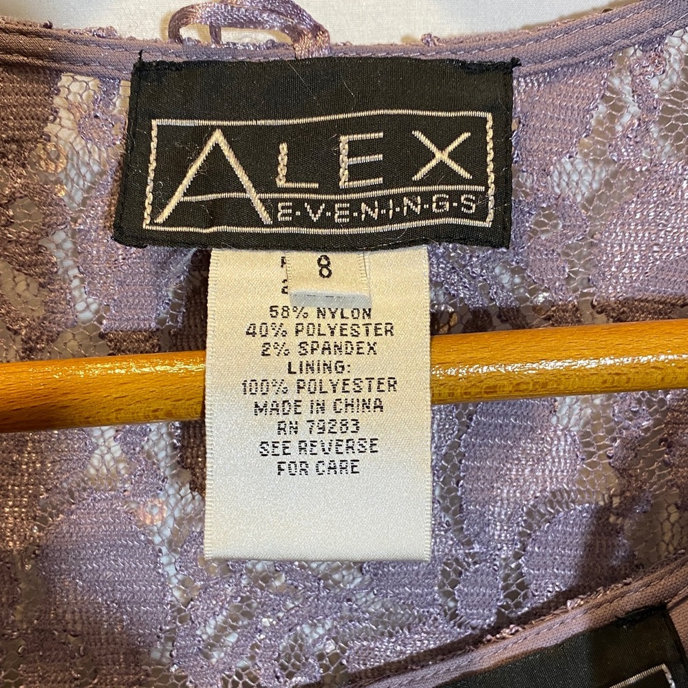 Alex Evenings Lace & Sequin Sleeveless Gown with Matching Jacket - Women size 8 - Picture 3 of 11